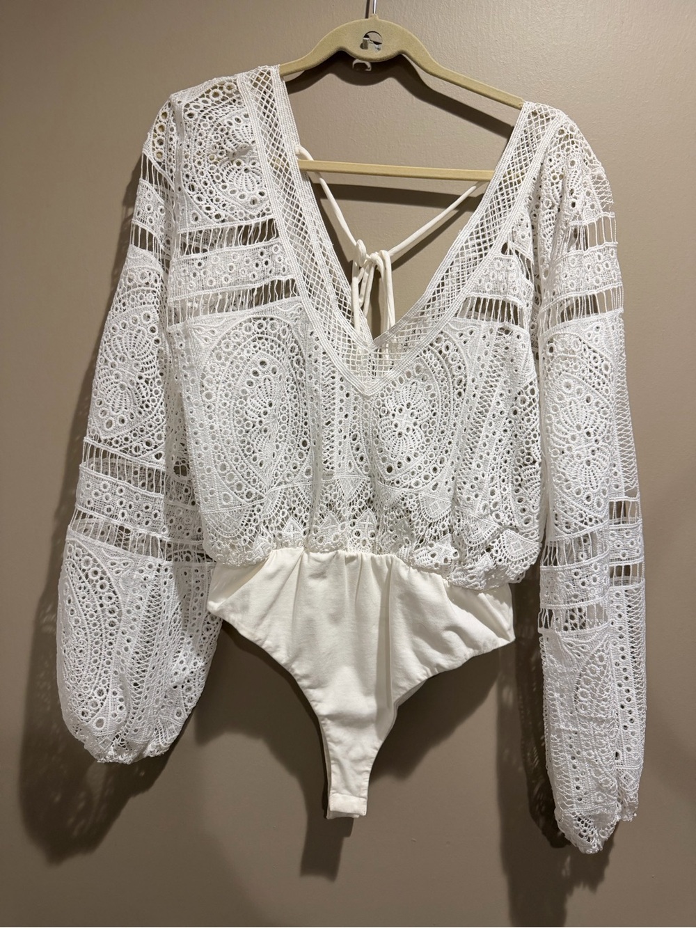 White Lace Long-Sleeve V-Neck Bodysuit with Tie Back
